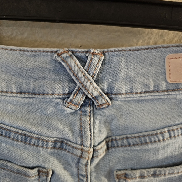 Celebrity Pink Light Wash Distressed Kids Jeans - Picture 13 of 13